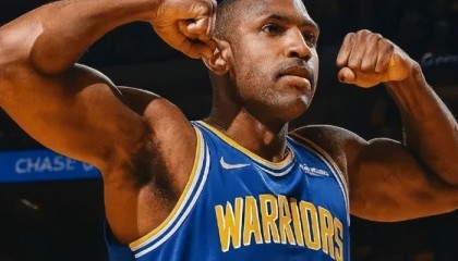 格林替代性太强！波斯特霍福德能护框，理查德能库里组织，弃用吧|德雷蒙德·格林|艾尔·霍福德|勇士|斯蒂芬·库里|艾尔-霍福德_新浪体育_新浪新闻